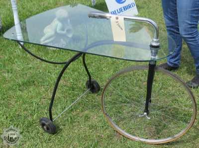 Bicycle table